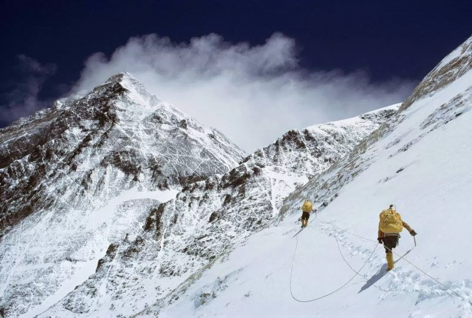 Everest: prima salita sulla cresta ovest