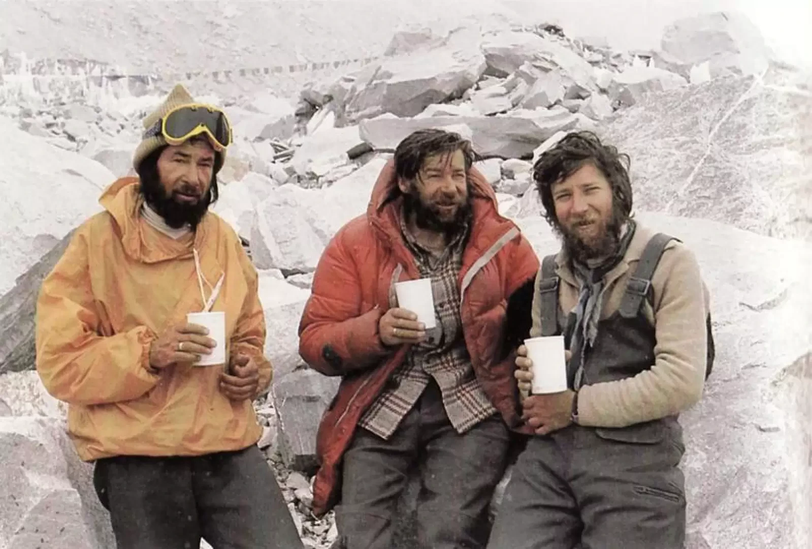Dhaulagiri: prima invernale